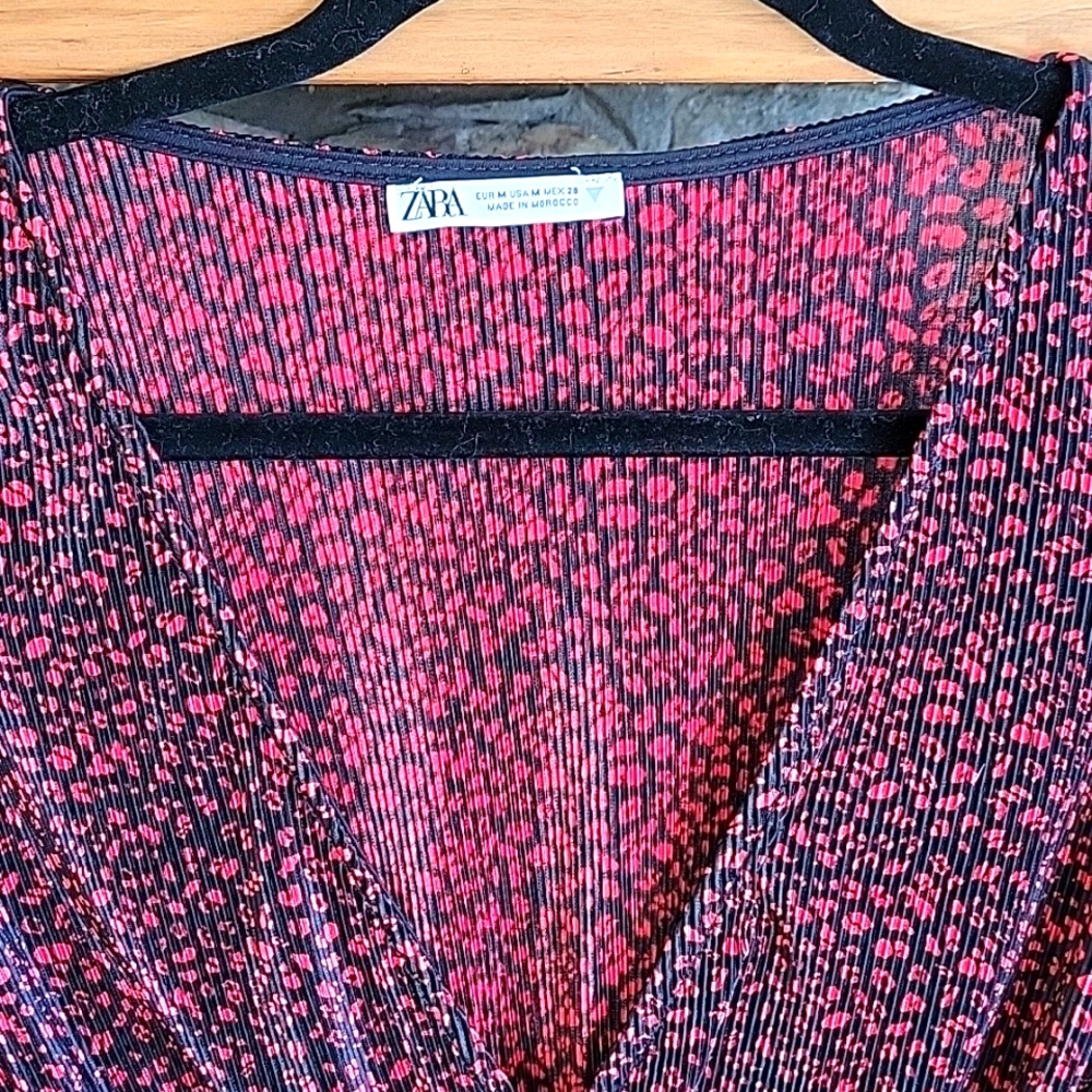 Zara blouse - Picture 2 of 2